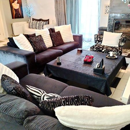 شقة Greek Hospitality 2 أثينا المظهر الخارجي الصورة